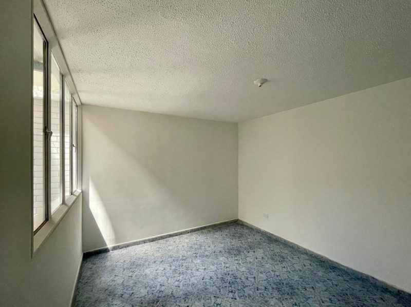 Apartamento en venta en Galerias, Bogotá · foto 9 de 18