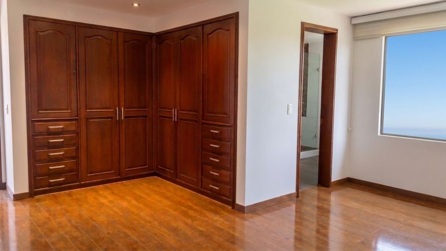 Apartamento de 4 alcobas en venta en Chicó Navarra, Bogotá, 261 m² · foto 8 de 24