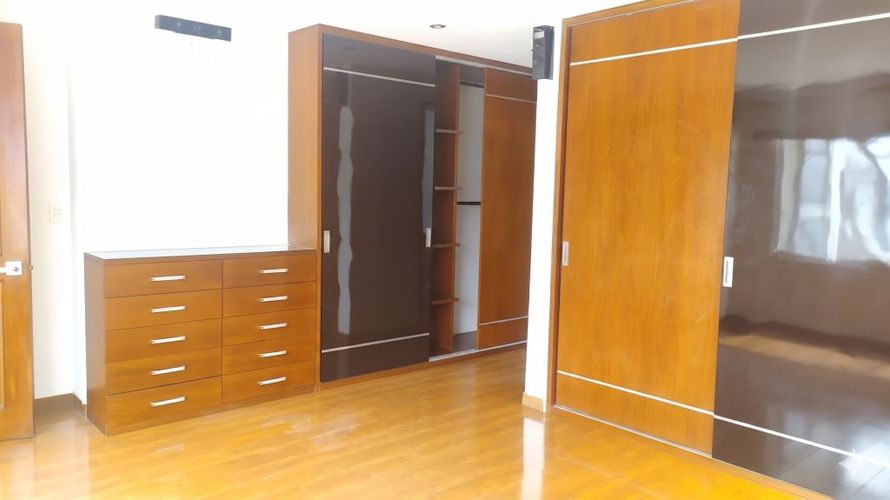 Apartamento de 4 alcobas en venta en Chicó Navarra, Bogotá, 261 m² · foto 14 de 24