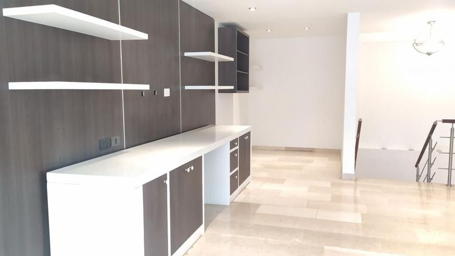 Apartamento de 4 alcobas en venta en Chicó Navarra, Bogotá, 261 m² · foto 20 de 24