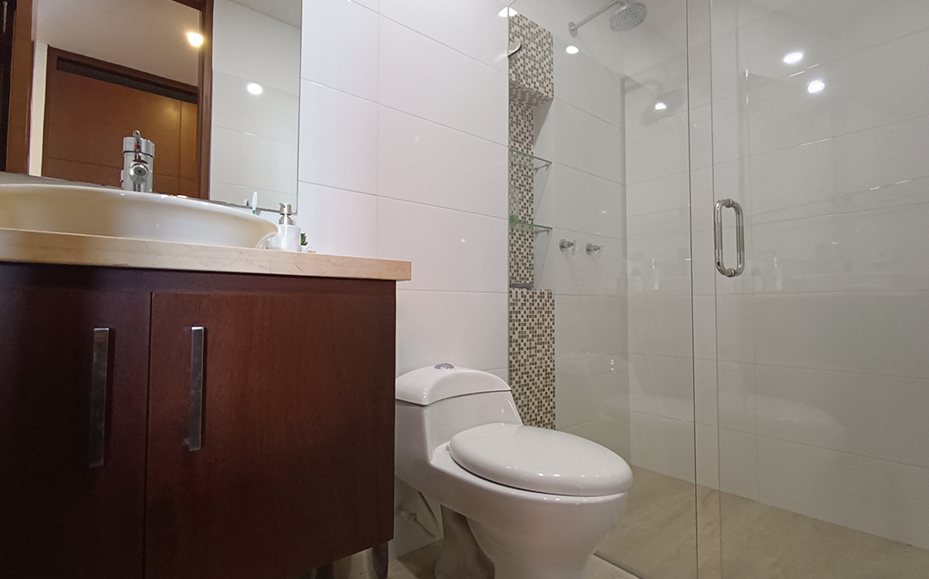 Apartamento en venta en Santa Barbara Central, Bogotá · foto 10 de 15