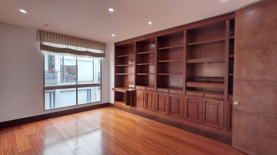 Apartamento de 3 alcobas en venta en Chicó Alto, Bogotá, 385 m² · foto 4 de 24