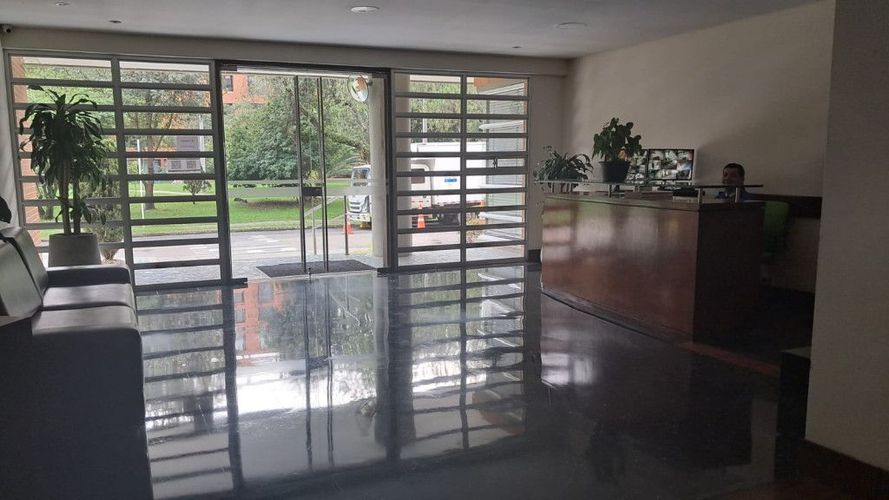 Apartamento de 3 alcobas en venta en Chicó Alto, Bogotá, 385 m² · foto 21 de 24