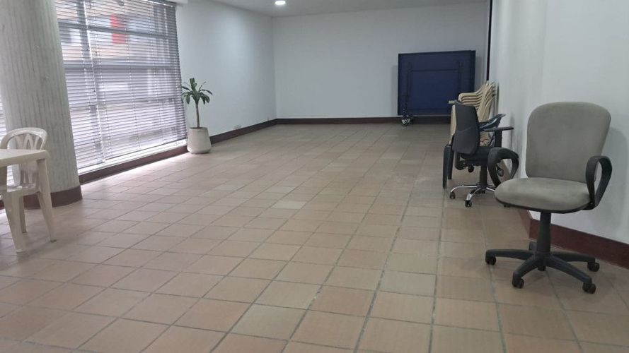 Apartamento de 3 alcobas en venta en Chicó Alto, Bogotá, 385 m² · foto 22 de 24