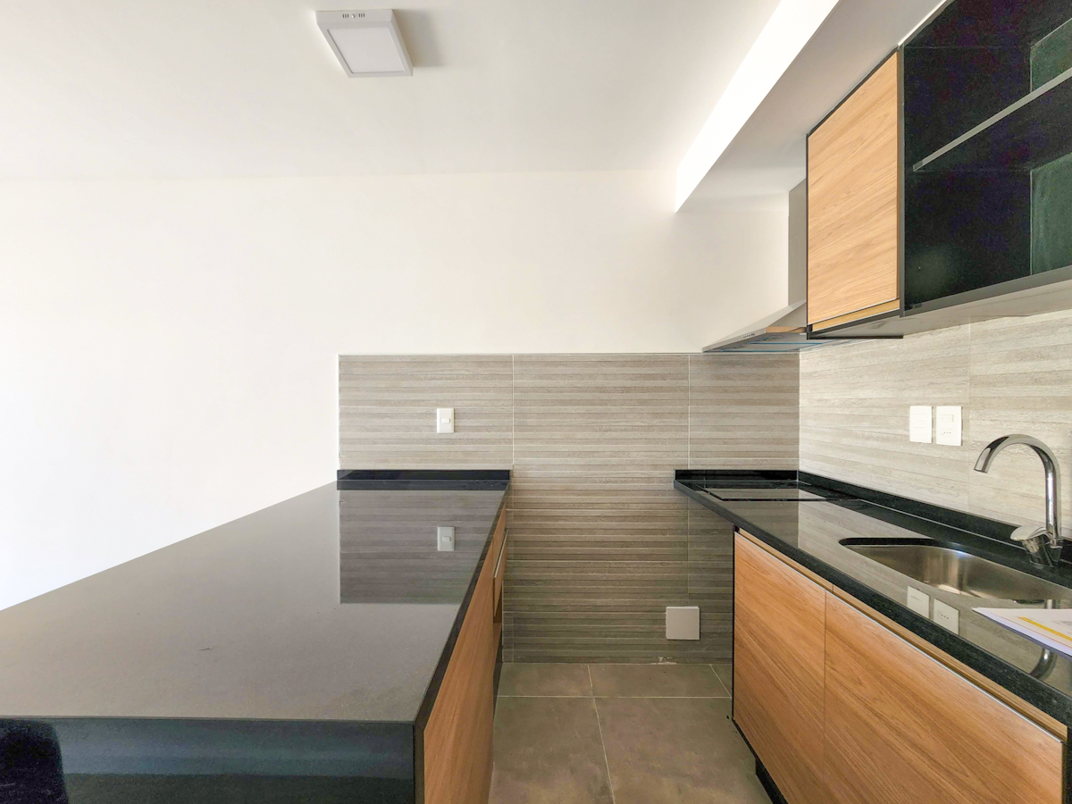 Monoambiente En Alquiler, Punta Carretas, Piso 2, Balcón · Foto 2