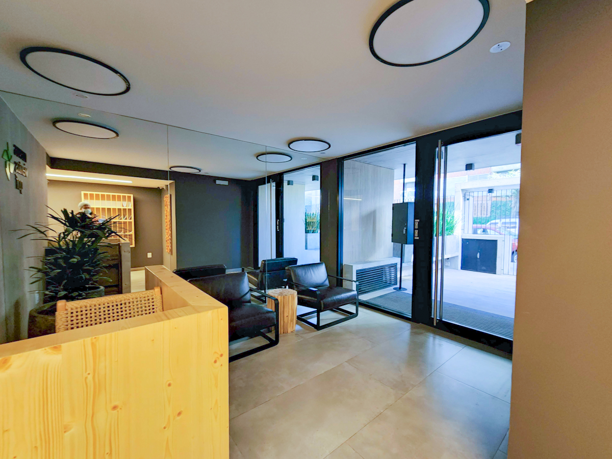 Monoambiente En Alquiler, Punta Carretas, Piso 2, Balcón · Foto 10