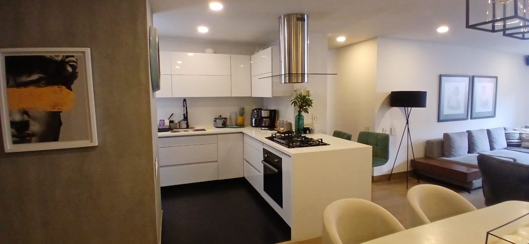 Apartamento de 3 alcobas en venta en Bella Suiza, Bogotá, 137 m² · foto 12 de 24