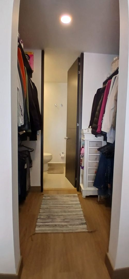 Apartamento de 3 alcobas en venta en Bella Suiza, Bogotá, 137 m² · foto 16 de 24