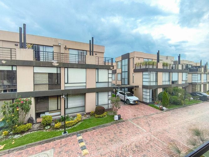 Casa de 3 alcobas en venta en Santa Maria De Los Lagos, Chía, 190 m² · foto 23 de 24