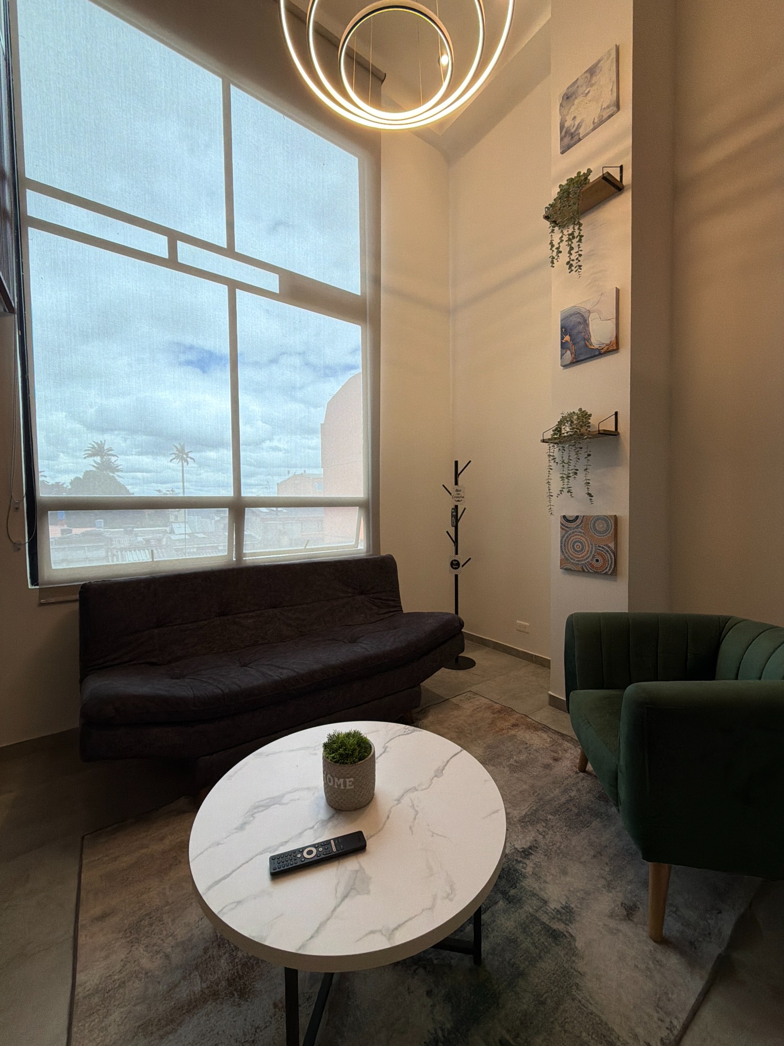 Apartamento en venta en Normandia, Bogotá · foto 2 de 13