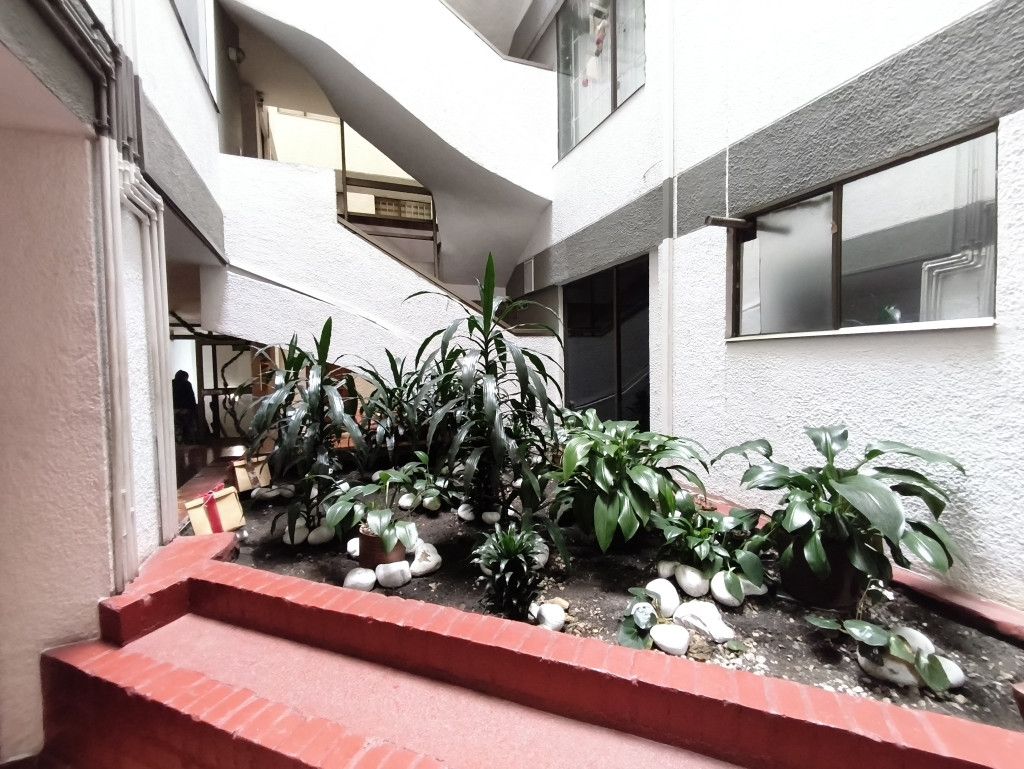 Apartamento en venta en Comuneros, Bogotá · foto 2 de 15