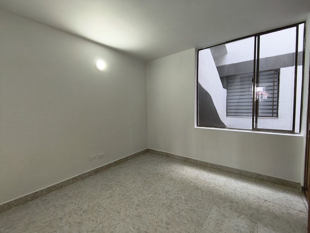 Apartamento en venta en Comuneros, Bogotá · foto 11 de 15