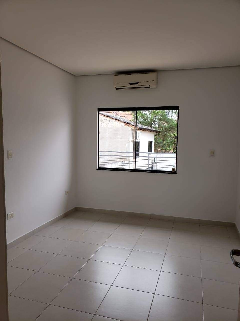 ALQUILO DUPLEX DE 3 DORMITORIOS ZONA SANTA TERESA — foto 2