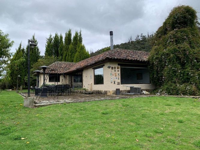 Finca en venta en Marquez, La Calera, 230 m² · foto 2 de 24