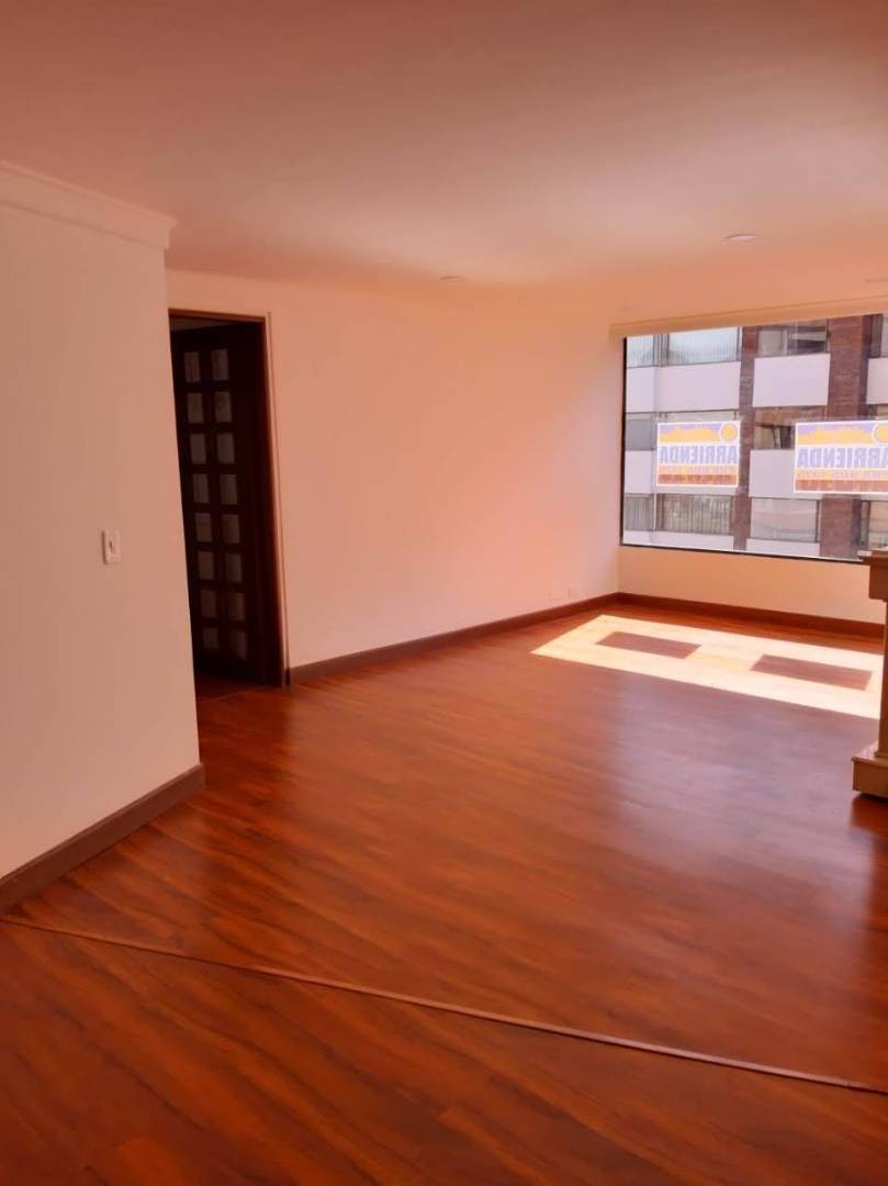 Apartamento en venta en Santa Barbara Alta, Bogotá · foto 11 de 24