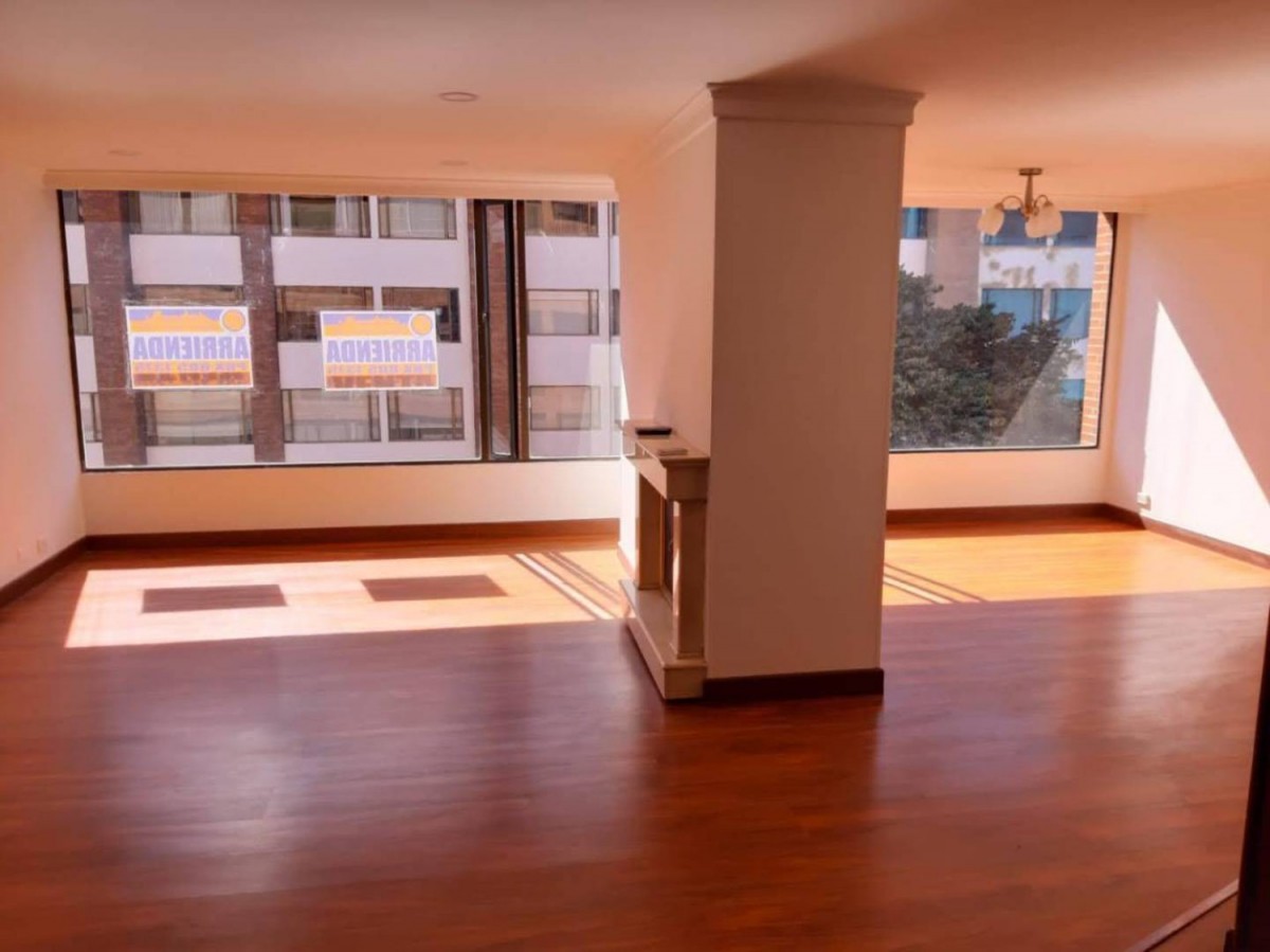 Apartamento en venta en Santa Barbara Alta, Bogotá · foto 18 de 24