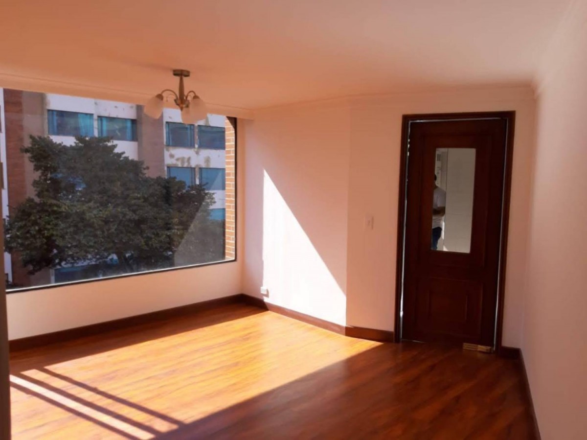 Apartamento en venta en Santa Barbara Alta, Bogotá · foto 20 de 24