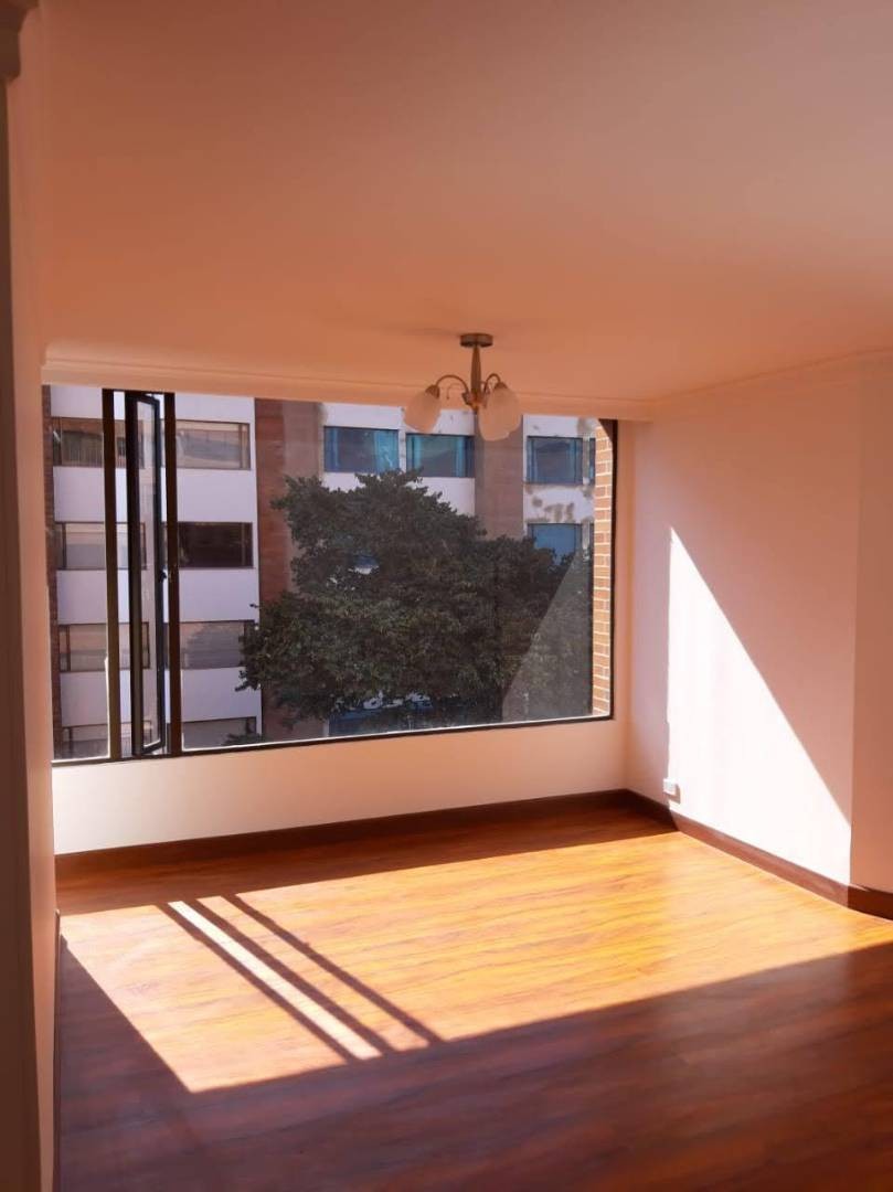 Apartamento en venta en Santa Barbara Alta, Bogotá · foto 24 de 24
