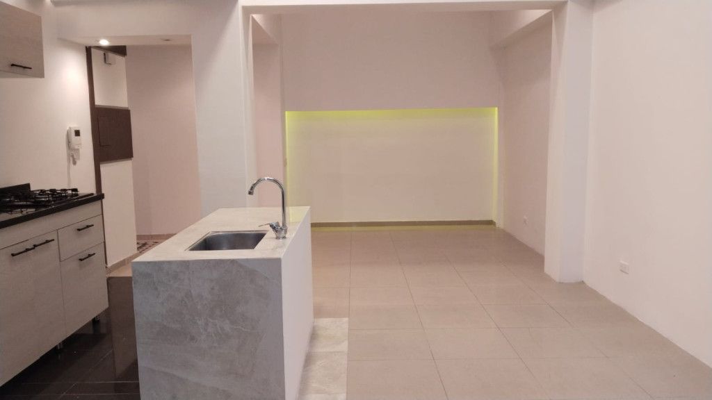 Apartamento en venta en La Floresta, Bogotá · foto 3 de 18