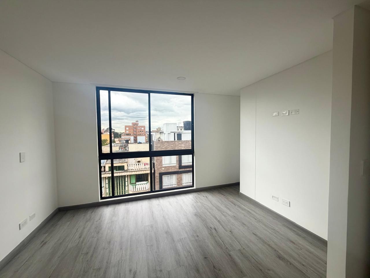 Apartamento en venta en Quinta Paredes, Bogotá · foto 9 de 21