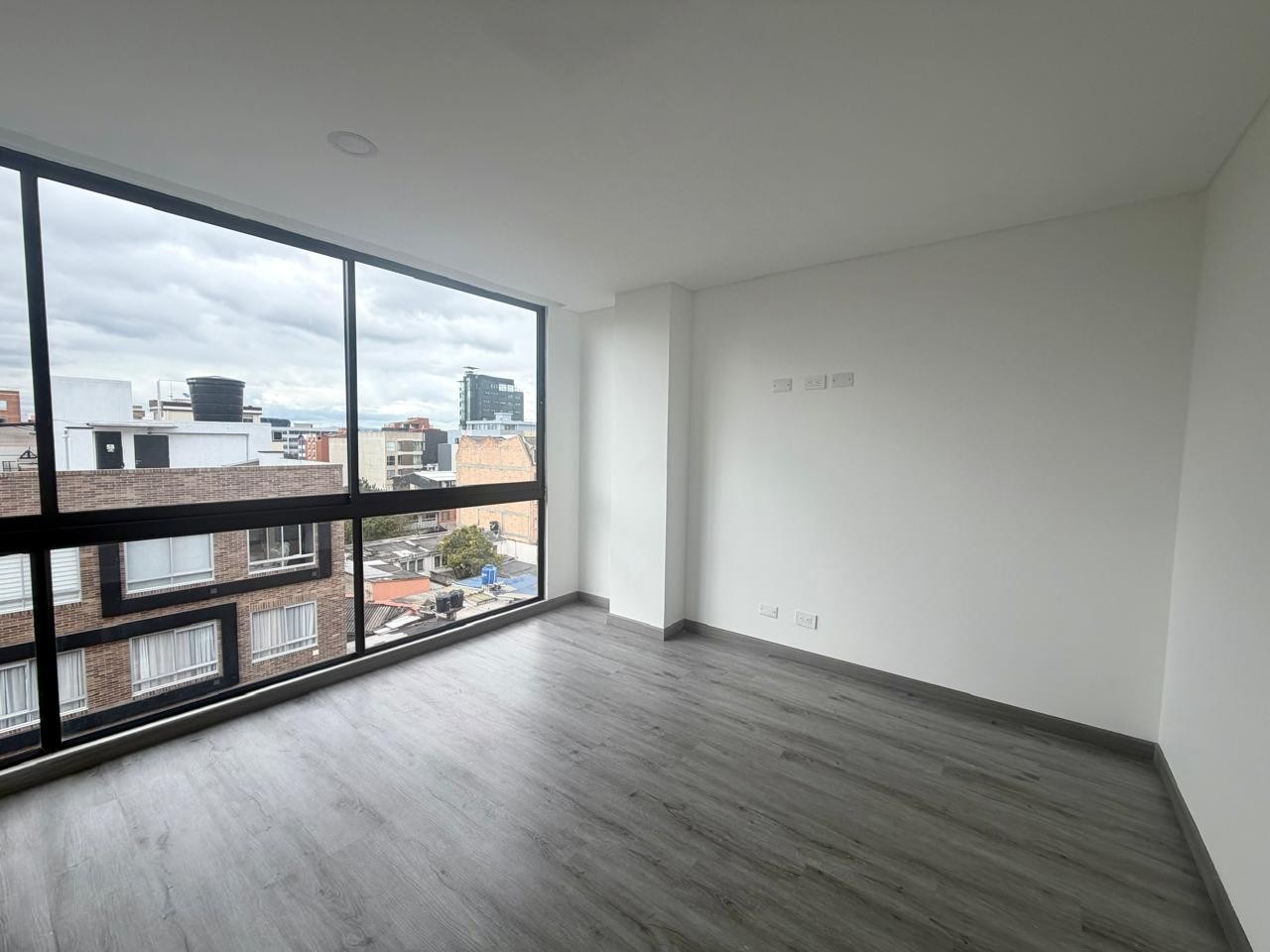 Apartamento en venta en Quinta Paredes, Bogotá · foto 8 de 21