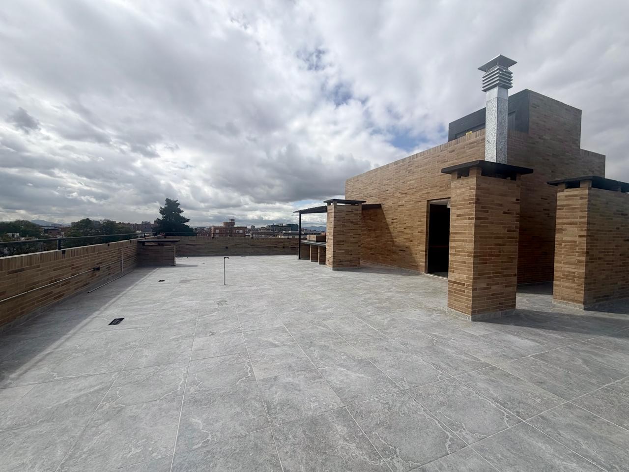 Apartamento en venta en Quinta Paredes, Bogotá · foto 16 de 21
