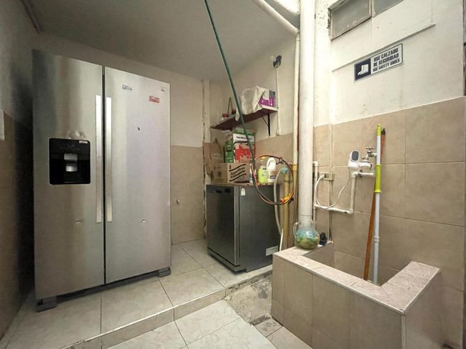 Casa de 6 alcobas en venta en Quesada, Bogotá, 318 m² · foto 7 de 24