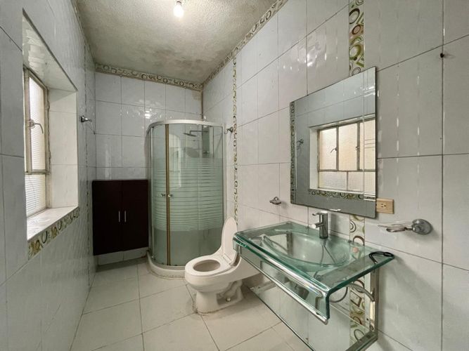 Casa de 6 alcobas en venta en Quesada, Bogotá, 318 m² · foto 22 de 24