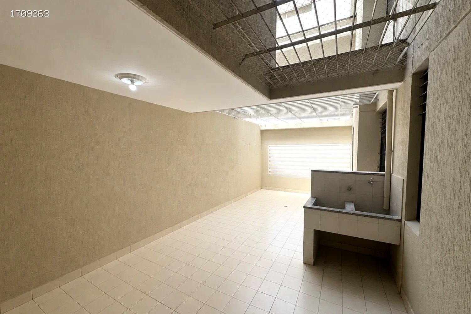 Apartamento en arriendo en Laureles, Medellín · foto 10 de 24