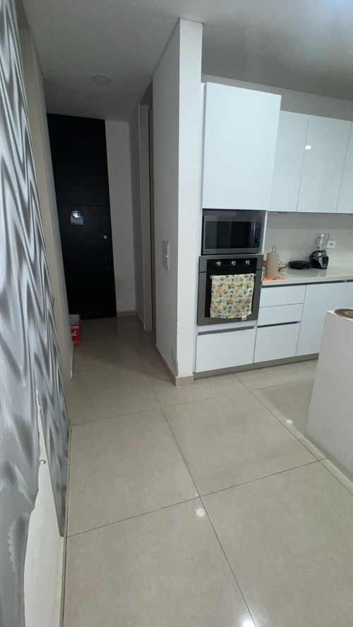 Apartamento de 4 alcobas en venta en Lagos Del Cacique, Bucaramanga, 187 m² · foto 15 de 17