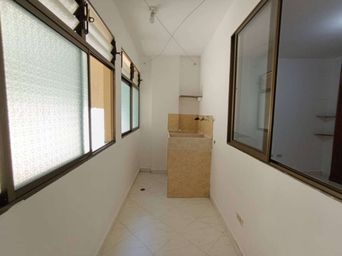 Apartamento en venta en La Independencia, Itagüí · foto 10 de 17