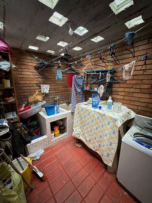 Casa de 5 alcobas en venta en Nicolas De Federman, Bogotá, 240 m² · foto 9 de 23