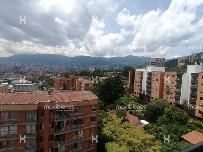 Apartamento de 2 alcobas en venta en Las Casitas, Sabaneta, 70 m² · foto 4 de 11