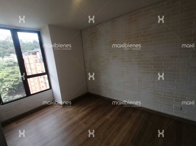 Apartamento de 2 alcobas en venta en Las Casitas, Sabaneta, 70 m² · foto 7 de 11