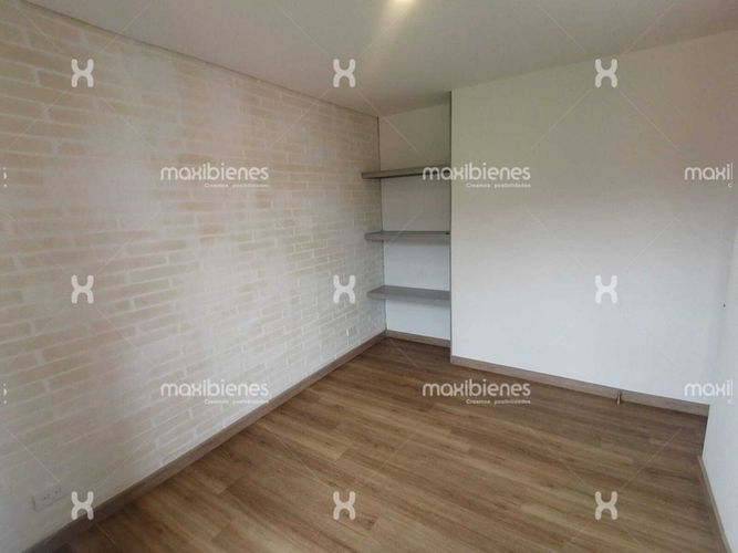 Apartamento de 2 alcobas en venta en Las Casitas, Sabaneta, 70 m² · foto 8 de 11