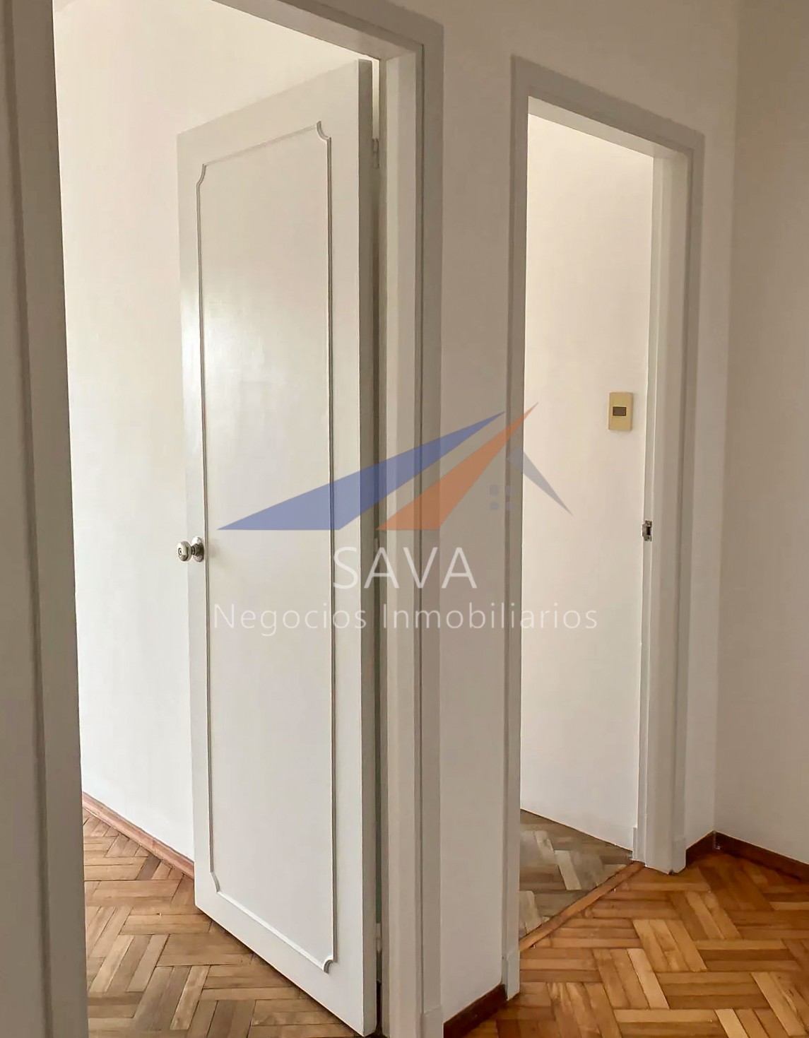 Alquiler Apartamento 2 Dormitorios en Pocitos Nuevo! Garage Incluido. Piso Alto · Foto 3