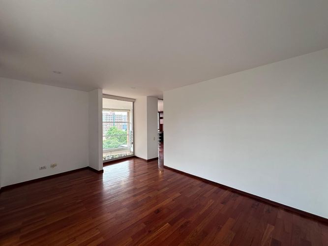 Apartamento de 4 alcobas en arriendo en El Poblado, Medellín, 180 m² · foto 4 de 20