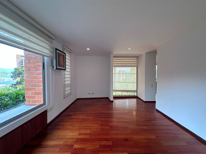 Apartamento de 4 alcobas en arriendo en El Poblado, Medellín, 180 m² · foto 10 de 20