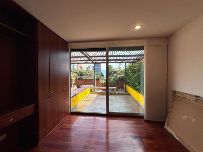 Apartamento de 4 alcobas en arriendo en El Poblado, Medellín, 180 m² · foto 13 de 20