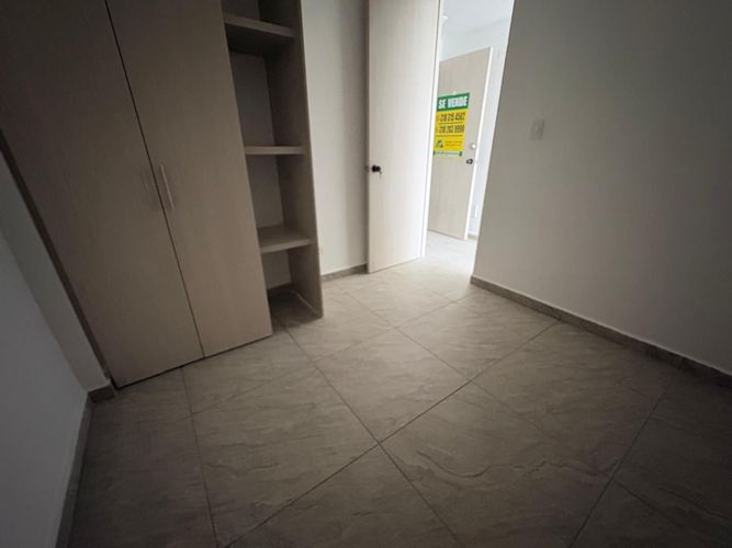 Apartamento de 2 alcobas en venta en Hacienda La Meseta, Girón, 50 m² · foto 16 de 24