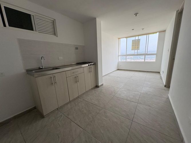 Apartamento de 2 alcobas en venta en Hacienda La Meseta, Girón, 50 m² · foto 4 de 24