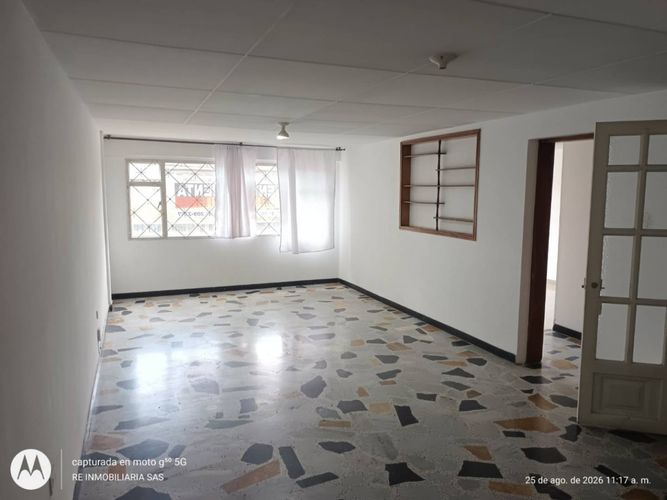 Apartamento de 3 alcobas en arriendo en Ciudad Montes, Bogotá, 125 m² · foto 6 de 24