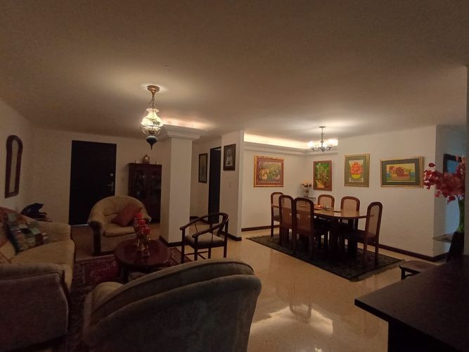 Apartamento de 3 alcobas en venta en Laureles, Medellín, 140 m² · foto 5 de 19