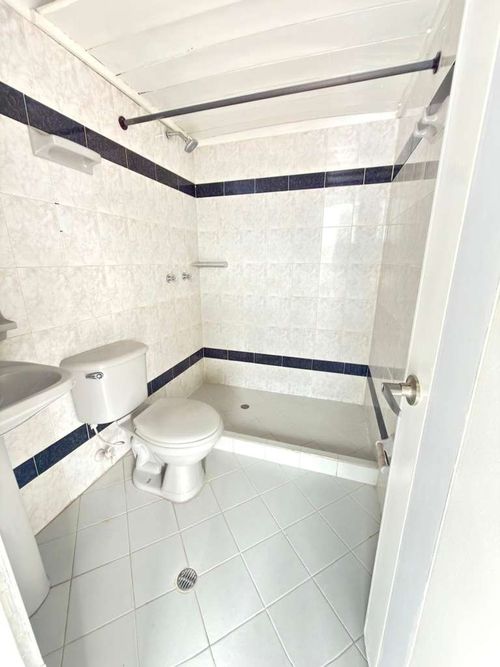 Apartamento de 2 alcobas en venta en San Francisco, Bucaramanga, 74 m² · foto 8 de 14