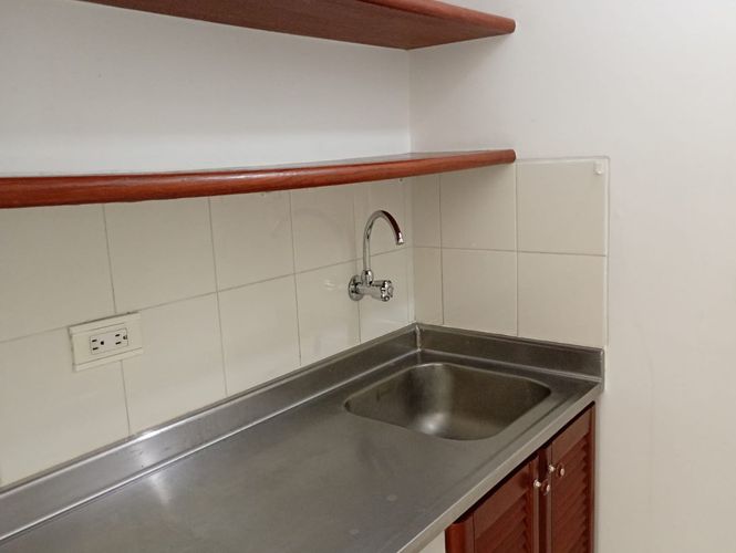 Oficina en arriendo en El Poblado, Medellín, 36 m² · foto 5 de 9