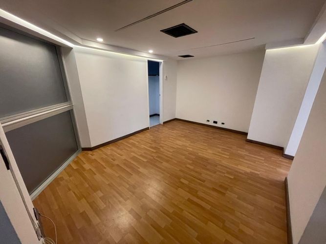 Oficina en arriendo en El Campestre, Medellín, 50 m² · foto 2 de 10