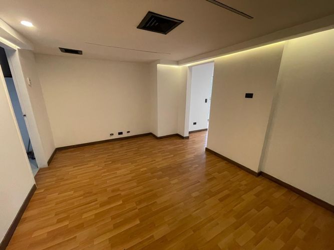 Oficina en arriendo en El Campestre, Medellín, 50 m² · foto 3 de 10