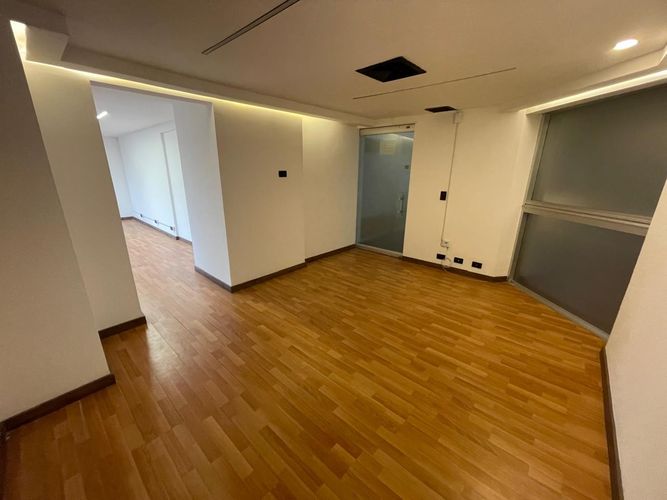 Oficina en arriendo en El Campestre, Medellín, 50 m² · foto 5 de 10