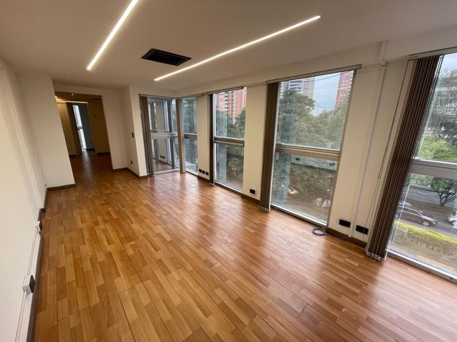 Oficina en arriendo en El Campestre, Medellín, 50 m² · foto 7 de 10