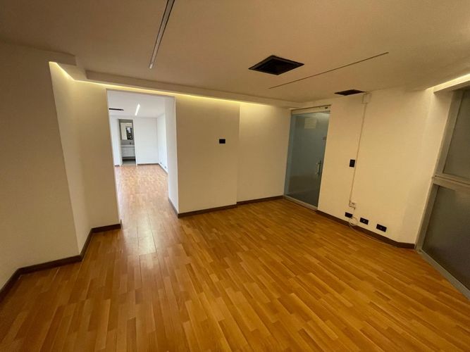 Oficina en arriendo en El Campestre, Medellín, 50 m² · foto 9 de 10